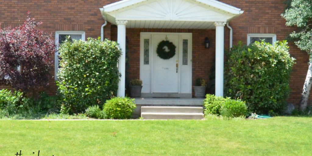 restaurant curb appeal